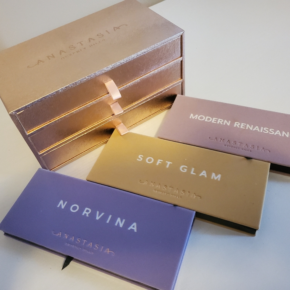 Eyeshadow Palette Bundle